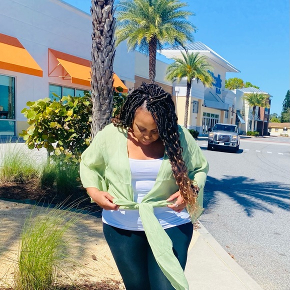 Flow wrap kimono top - Picture 4 of 5